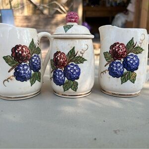 Knott's Berry Porcelain Sugar/Creamer Boysenberry Design California Souvenir’s